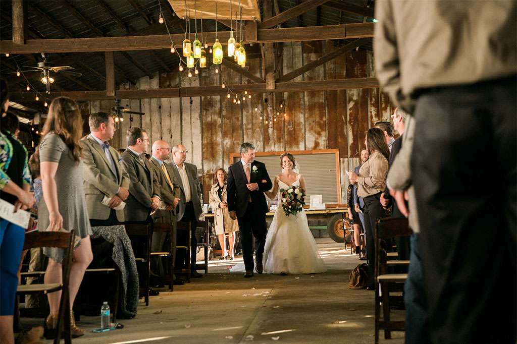 home featured image wide authentic tn weddings